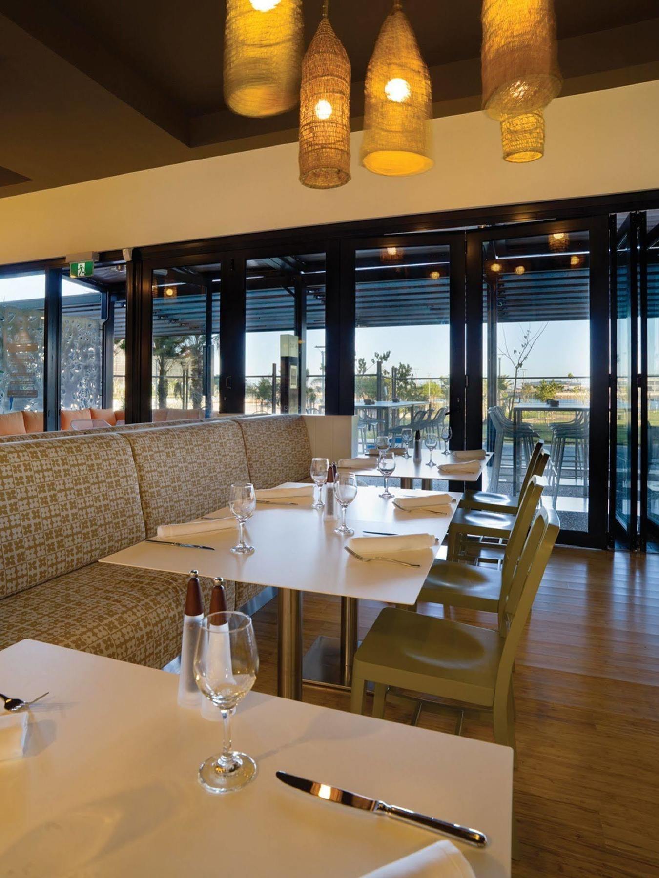 Vibe Hotel Darwin Waterfront Εστιατόριο φωτογραφία